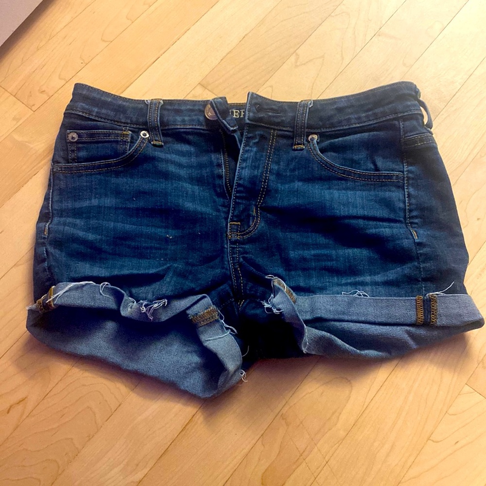 Blue Jean American Eagle shorts